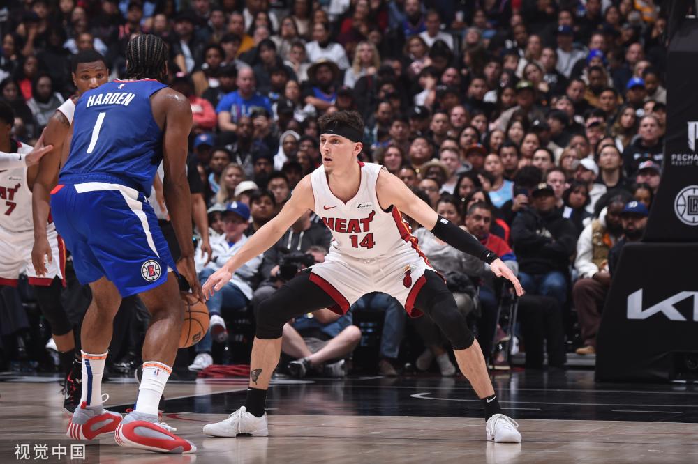 强劲势头 强劲势头