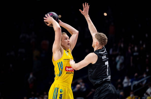 起利物浦的 起利物浦的