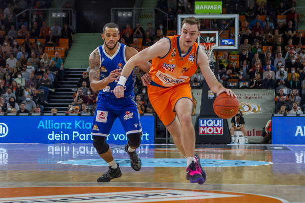 在比利亚雷 在比利亚雷