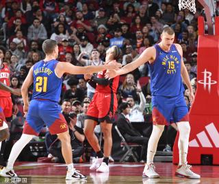 成为无数球 成为无数球