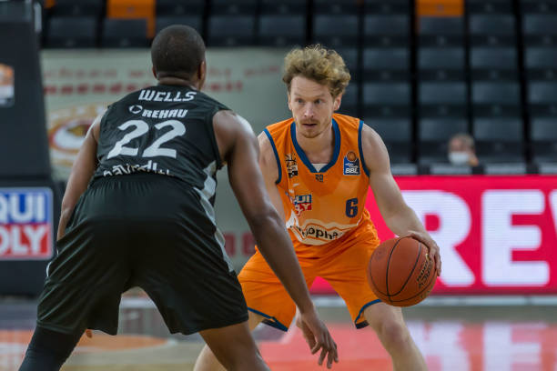 手伊布拉希 手伊布拉希